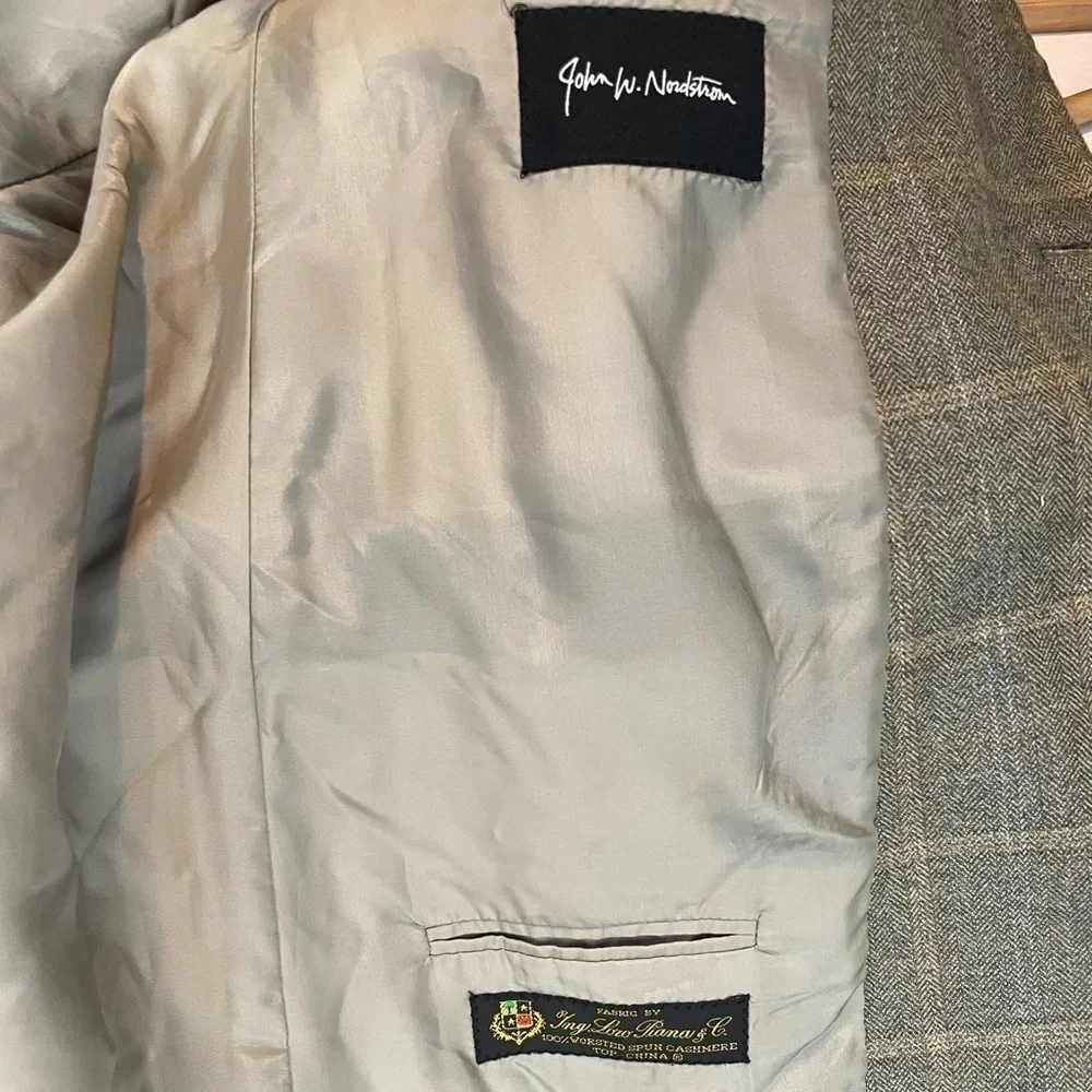 Loro Piana x Nordstrom 100% Worsted Spun Cashmere Blazer in Brown Size 44L‎